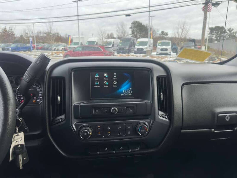 2018 Chevrolet Silverado 1500 Custom
