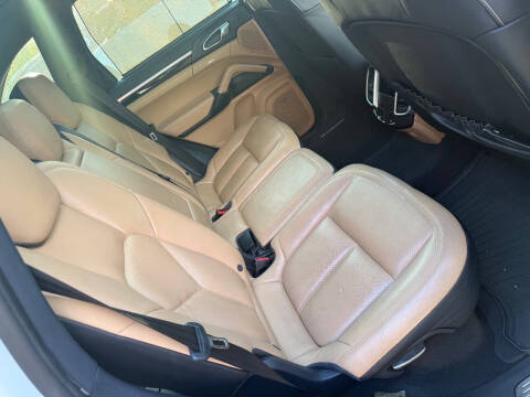 2016 Porsche Cayenne