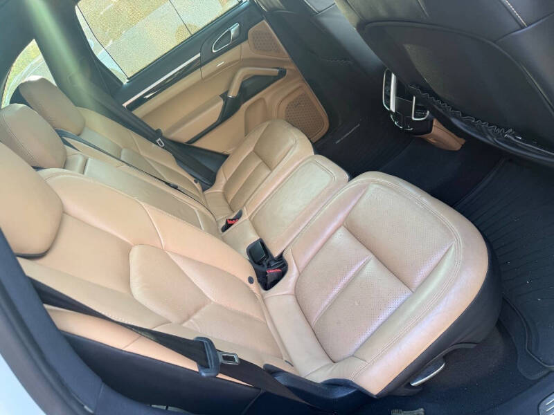 2016 Porsche Cayenne