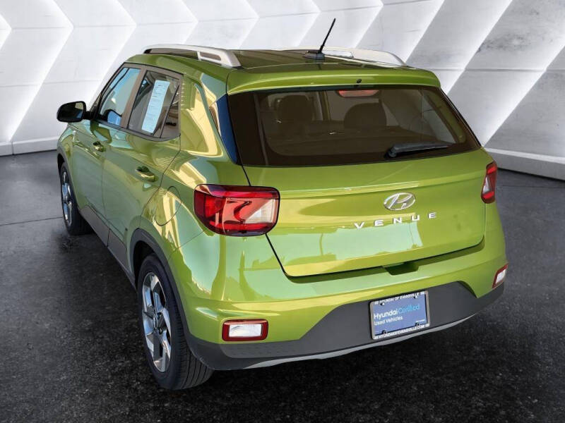 2024 Hyundai Venue SEL