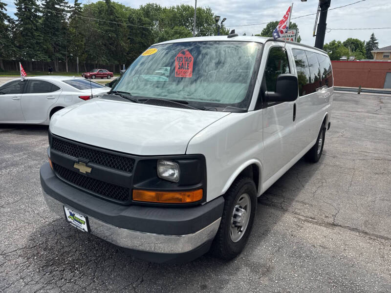 2017 Chevrolet Express LS 2500