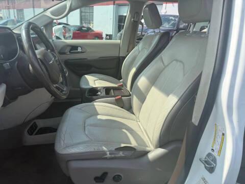 2018 Chrysler Pacifica Touring L