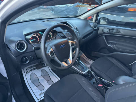2018 Ford Fiesta SE