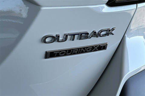 2022 Subaru Outback Touring XT
