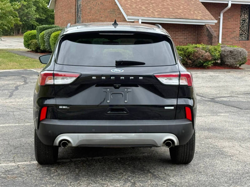 2020 Ford Escape SEL
