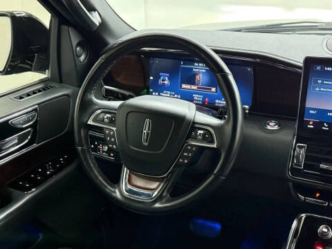 2023 Lincoln Navigator L Standard