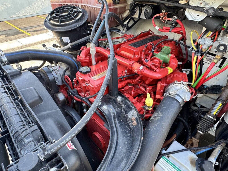 2017 Freightliner M2 106