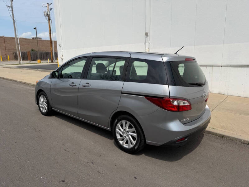 2012 Mazda MAZDA5 Sport