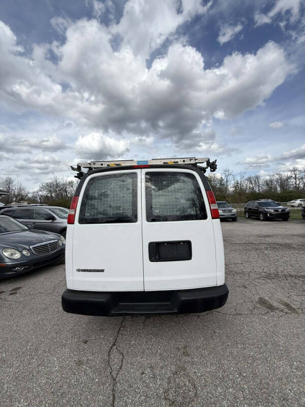 2017 Chevrolet Express 2500