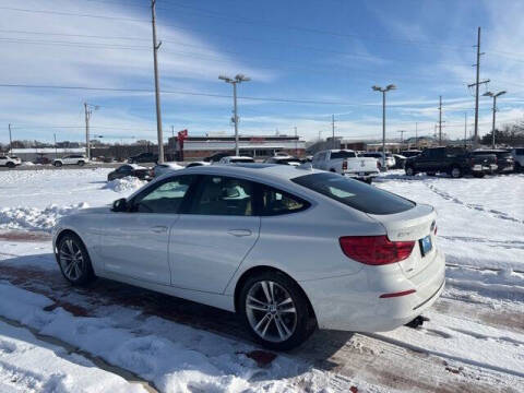 2018 BMW 3 Series 330i xDrive Gran Turismo