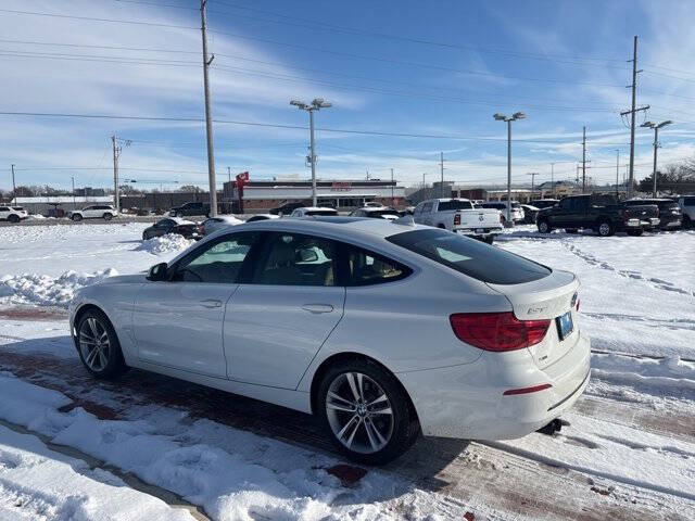 2018 BMW 3 Series 330i xDrive Gran Turismo