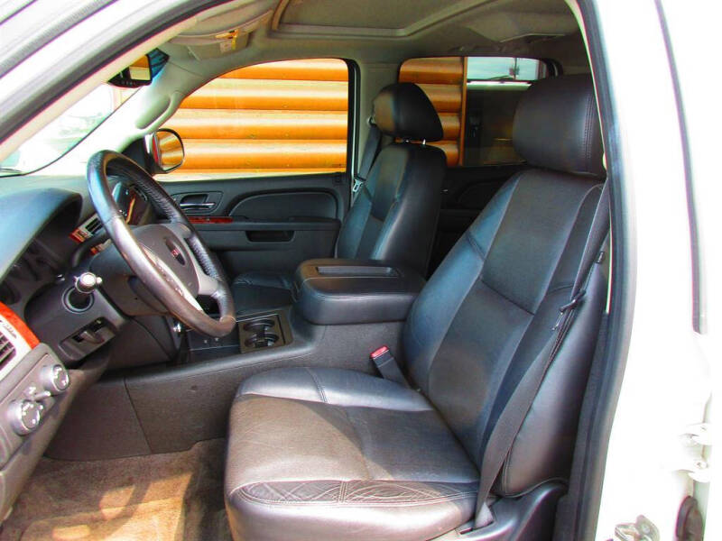 2012 GMC Yukon XL SLT