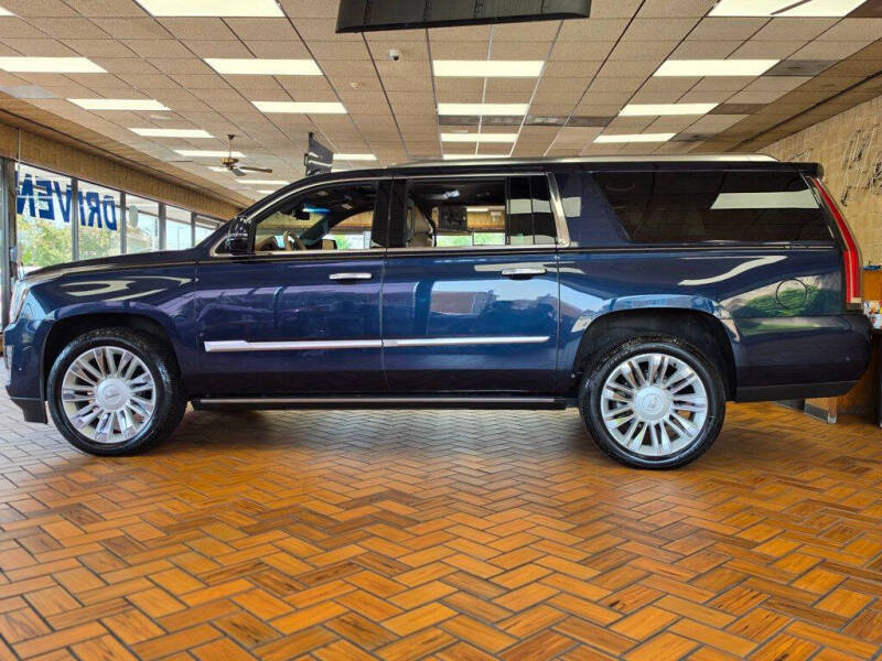 2019 Cadillac Escalade ESV Platinum