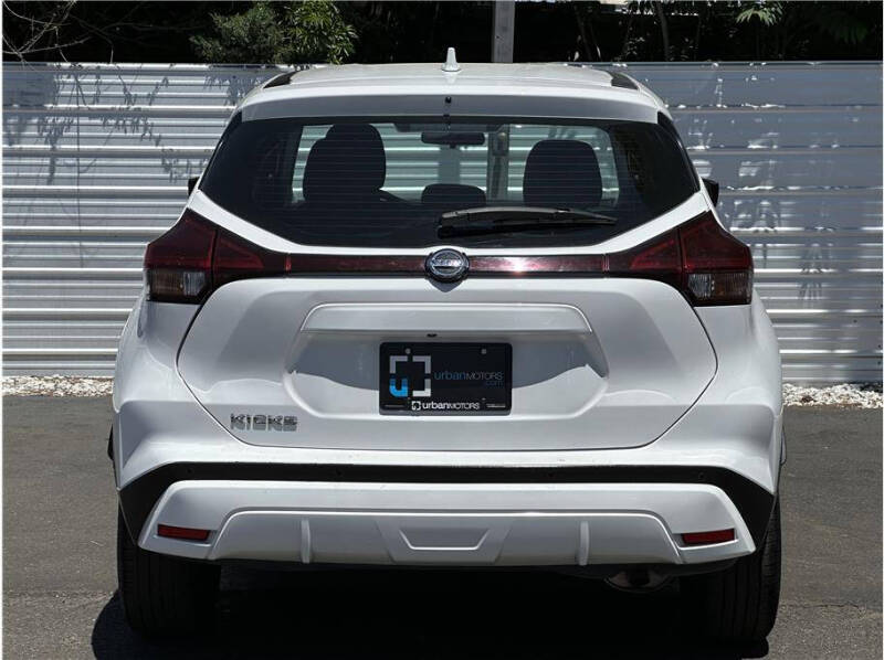 2021 Nissan Kicks S