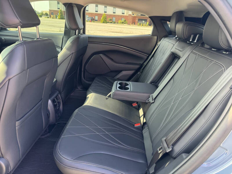 2023 Ford Mustang Mach-E Select