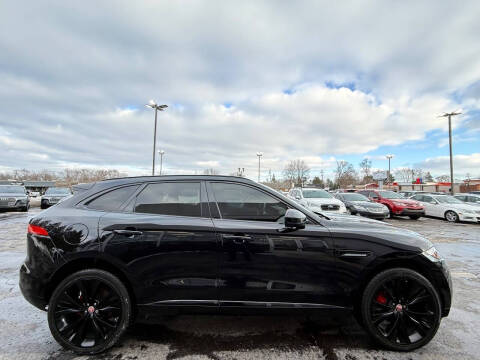 2019 Jaguar F-PACE S