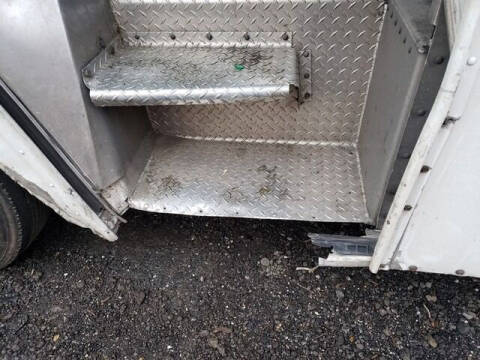 2017 Ford Stripped Chassis