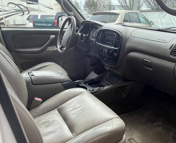 2006 Toyota Sequoia SR5