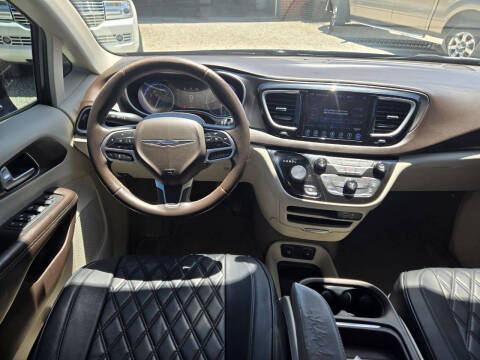 2017 Chrysler Pacifica Touring Plus