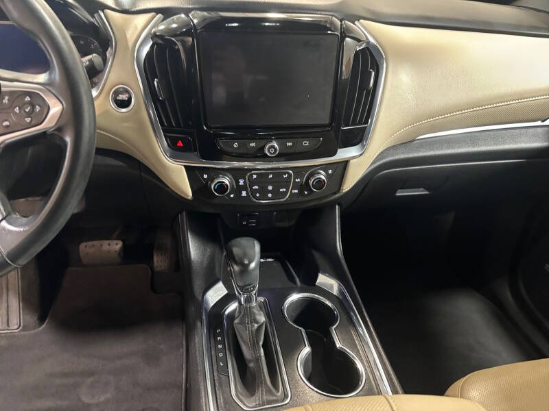 2023 Chevrolet Traverse Premier