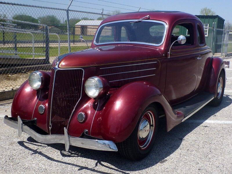 1936 Ford Model 68