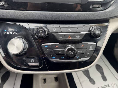 2019 Chrysler Pacifica Touring L