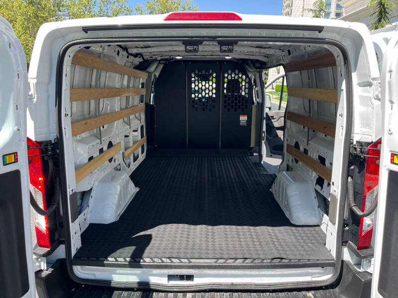 2025 Ford Transit