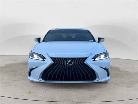 2022 Lexus ES 250