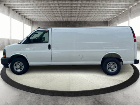 2025 Chevrolet Express 2500