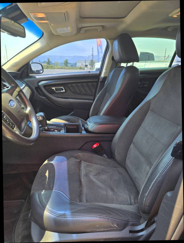2012 Ford Taurus SHO