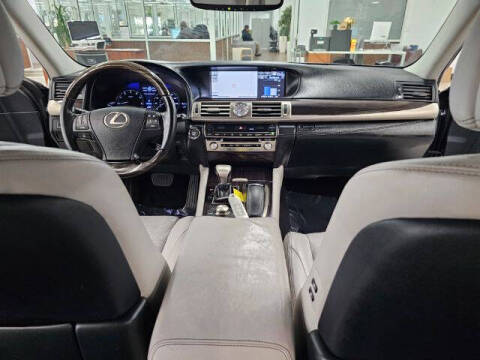 2014 Lexus LS 460
