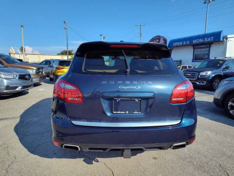 2011 Porsche Cayenne S Hybrid