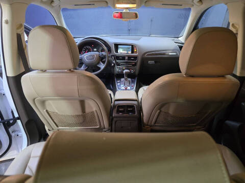 2016 Audi Q5 2.0T quattro Premium Plus