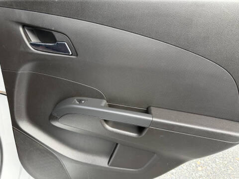 2017 Chevrolet Sonic LT Auto