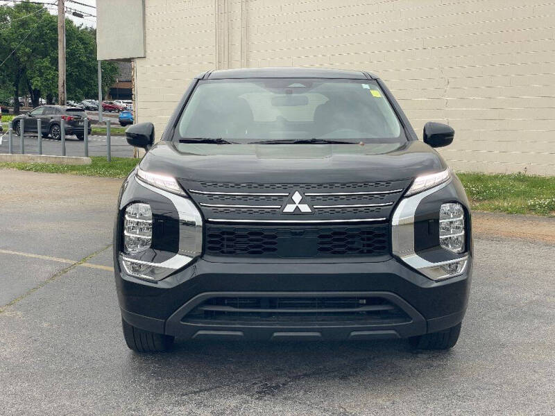 Used 2023 Mitsubishi Outlander ES with VIN JA4J4TA85PZ008335 for sale in Knoxville, TN
