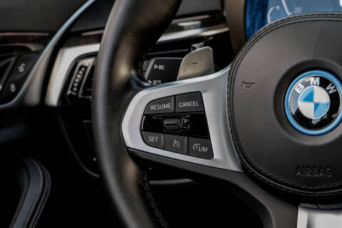 2022 BMW 5 Series 530e