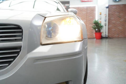 2005 Dodge Magnum RT
