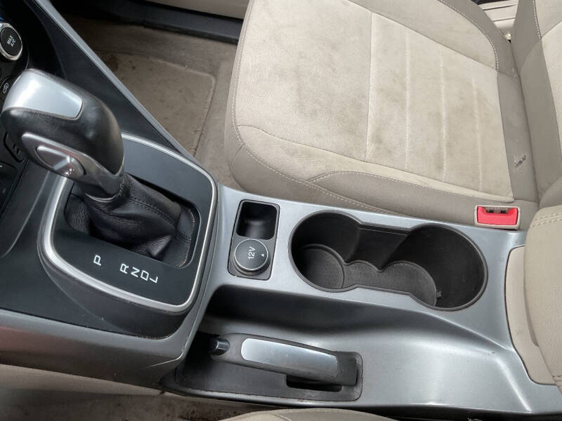 2014 Ford C-MAX Hybrid SE