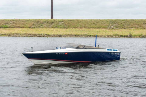 1986 Donzi Marine Minx 20'