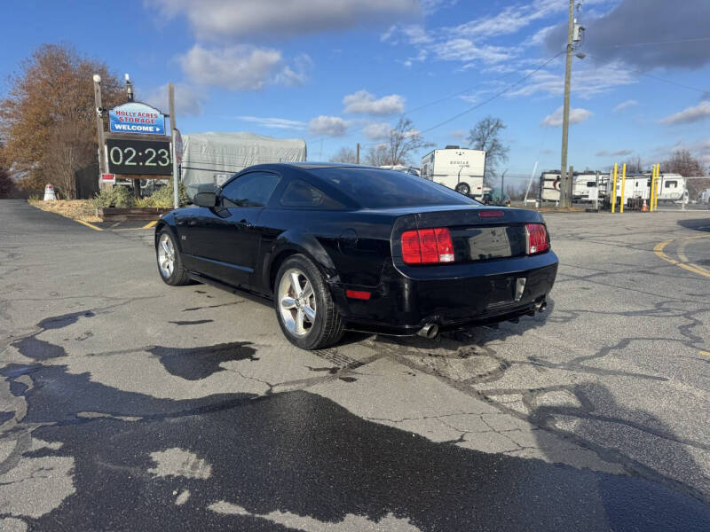 2006 Ford Mustang GT Deluxe