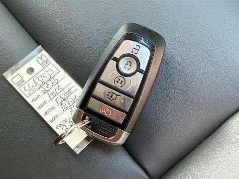 2025 Ford Explorer Active