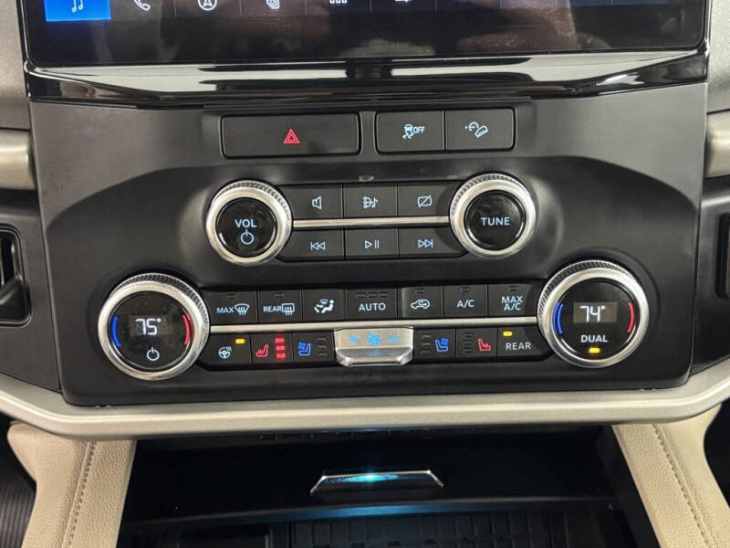 2023 Ford Expedition MAX XLT