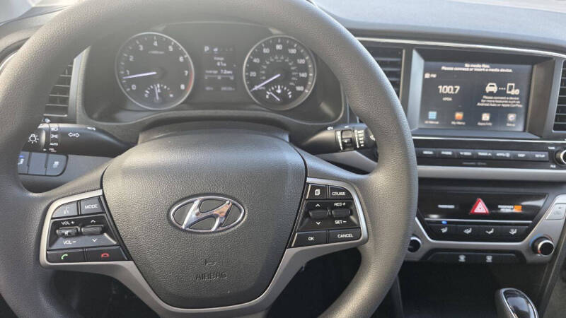 2018 Hyundai Elantra SEL