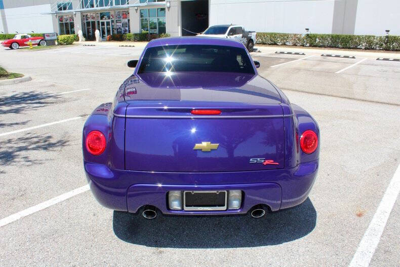 2004 Chevrolet SSR LS