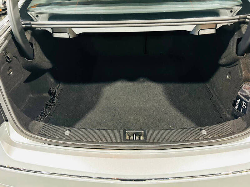 2011 Mercedes-Benz E350