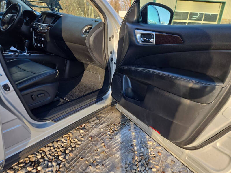 2014 Nissan Pathfinder SL