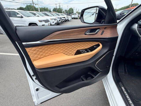 2022 Jeep Grand Cherokee L Summit