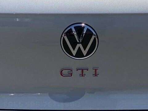 2025 Volkswagen Golf GTI Autobahn