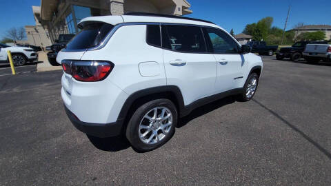 2024 Jeep Compass Latitude Lux