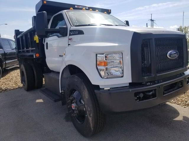 2025 Ford F-750 Super Duty